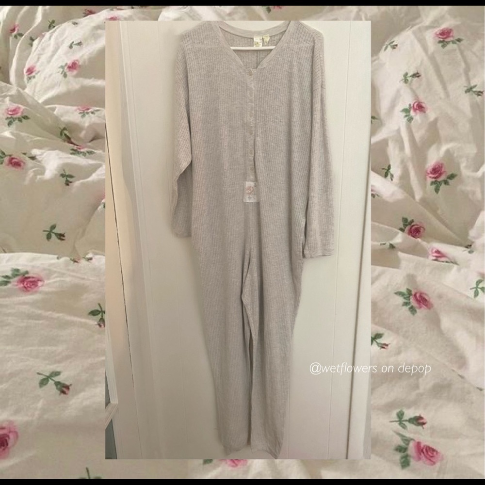 vintage victoria secret gold label onesie!